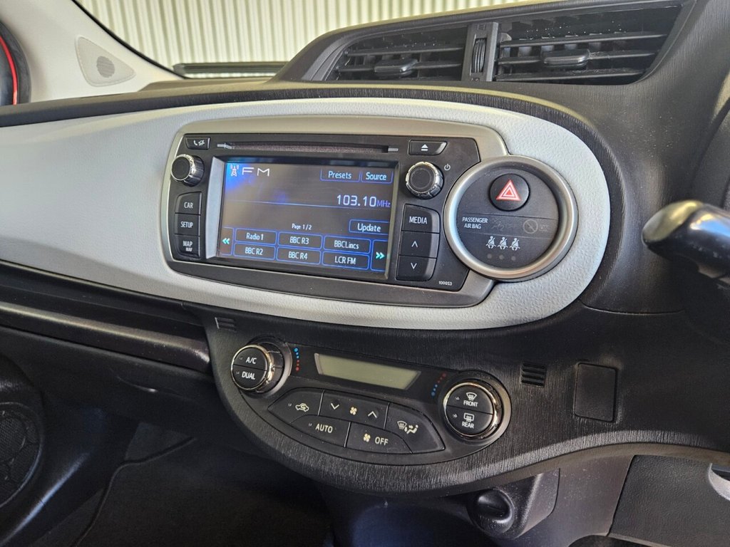 Used Toyota Yaris 2014 for sale - 77919972: Photo 21