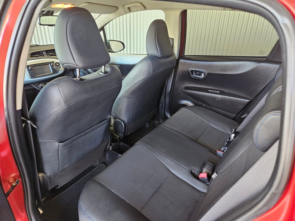 Used Toyota Yaris 2014 for sale - 77919972: Photo 33