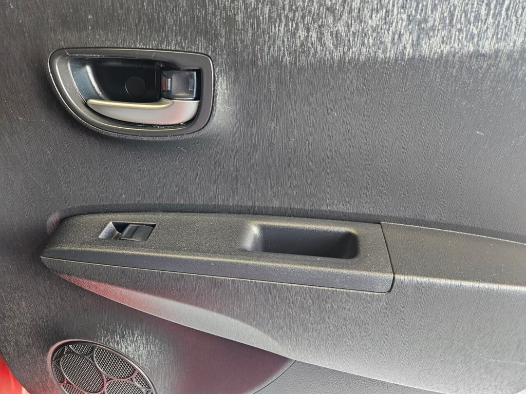 Used Toyota Yaris 2014 for sale - 77919972: Photo 34