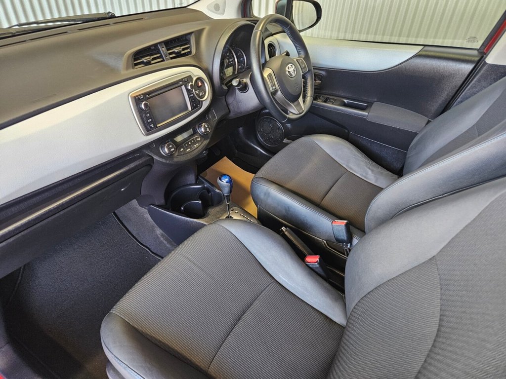 Used Toyota Yaris 2014 for sale - 77919972: Photo 37