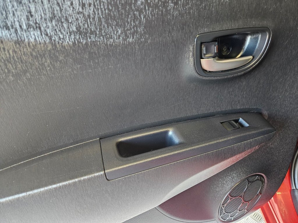 Used Toyota Yaris 2014 for sale - 77919972: Photo 38