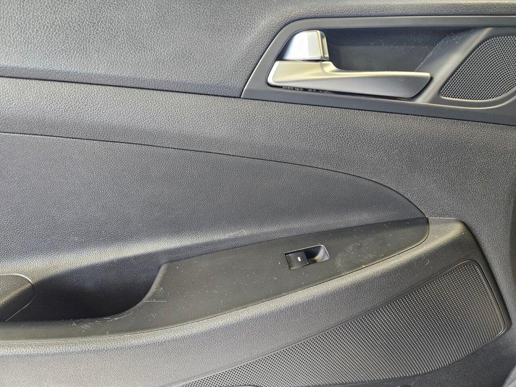 Used Hyundai TUCSON 2016 for sale - 76333889: Photo 37