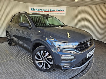 Used Volkswagen T-Roc 2021 for sale - 78597443: Photo