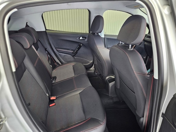 Used Peugeot 208 2016 for sale - 75630514: Photo 31