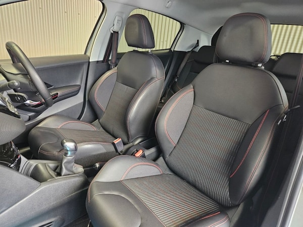 Used Peugeot 208 2016 for sale - 75630514: Photo 36