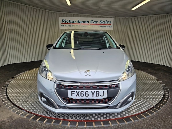 Used Peugeot 208 2016 for sale - 75630514: Photo 9