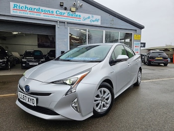 Used Toyota Prius 2017 for sale - 77608896: Photo