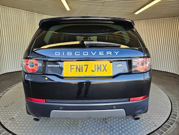 Used Land Rover Discovery Sport 2017 for sale - 78111168: Photo