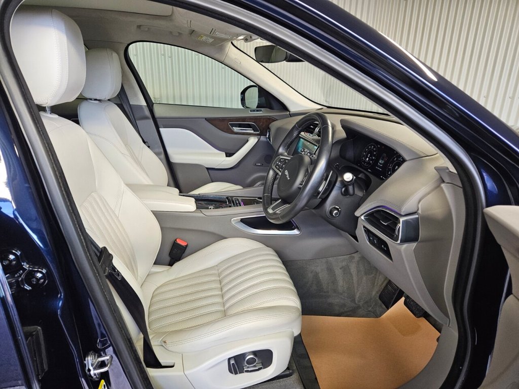 Used Jaguar F-Pace 2020 for sale - 77227018: Photo 24