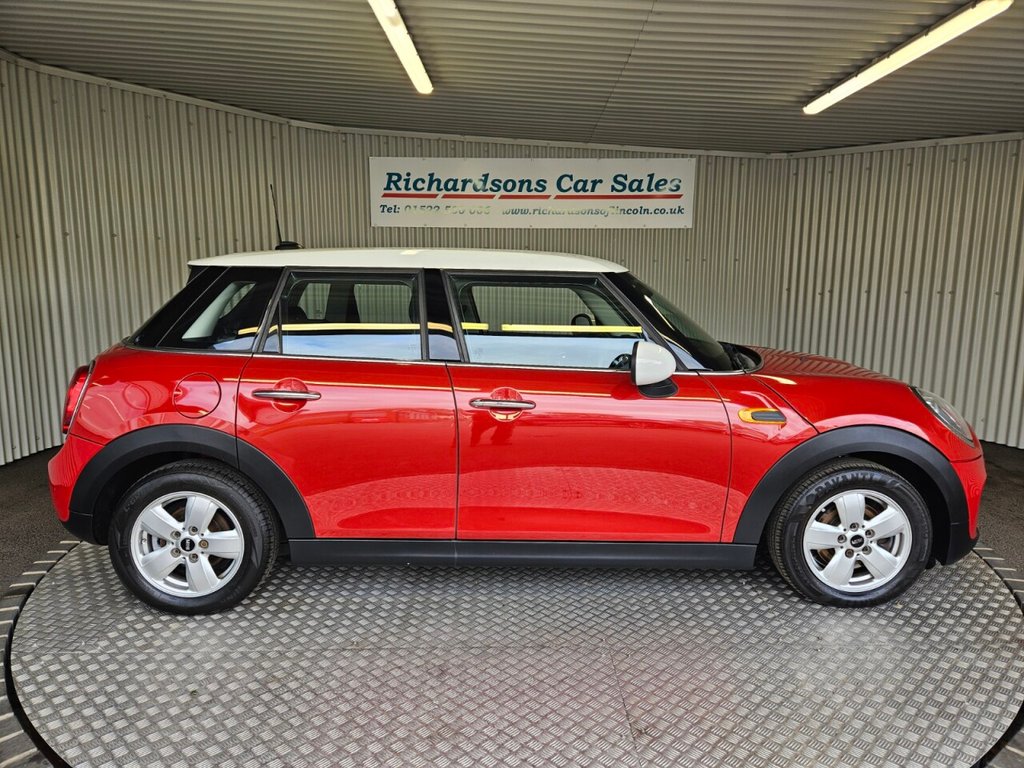 Used MINI Hatch 2016 for sale - 76429890: Photo 2