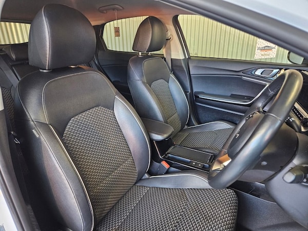 Used Kia XCeed 2022 for sale - 76210526: Photo 27