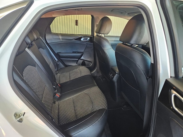 Used Kia XCeed 2022 for sale - 76210526: Photo 30