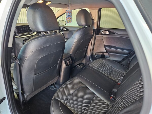 Used Kia XCeed 2022 for sale - 76210526: Photo 33