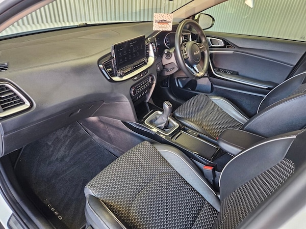 Used Kia XCeed 2022 for sale - 76210526: Photo 37