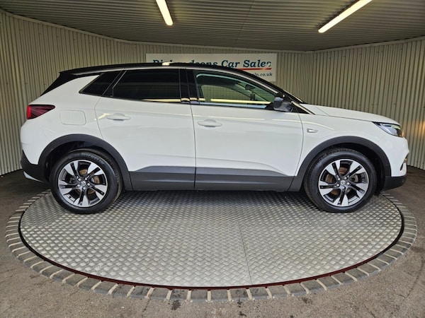 Used Vauxhall Grandland X 2020 for sale - 76303965: Photo 2