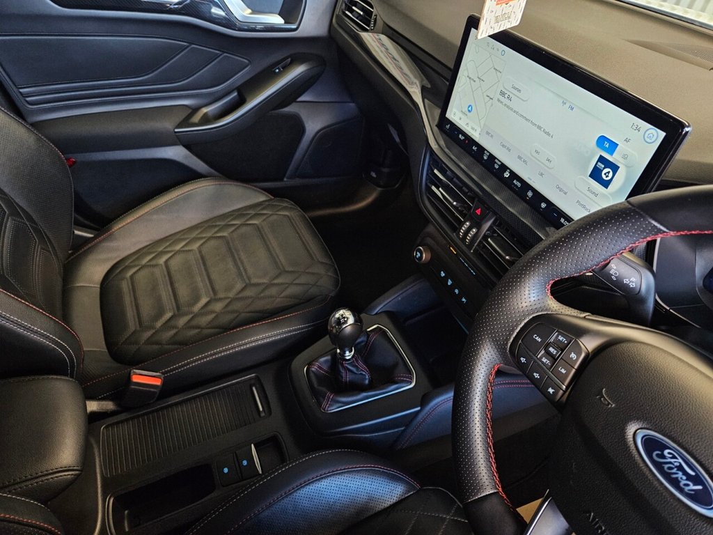 Used Ford Focus 2023 for sale - 76570282: Photo 17