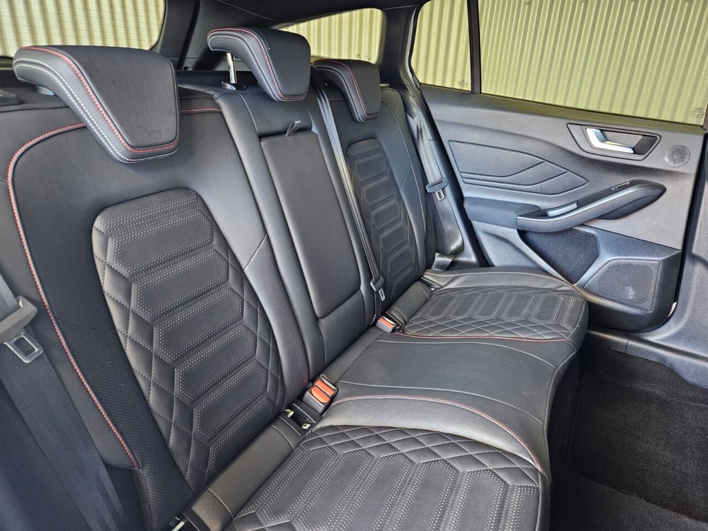 Used Ford Focus 2023 for sale - 76570282: Photo 32