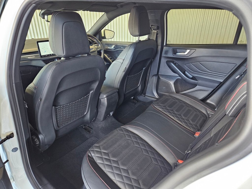 Used Ford Focus 2023 for sale - 76570282: Photo 38