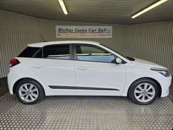 Used Hyundai i20 2017 for sale - 75122083: Photo