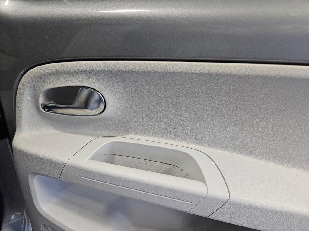 Used Volkswagen up! 2014 for sale - 77089289: Photo 26