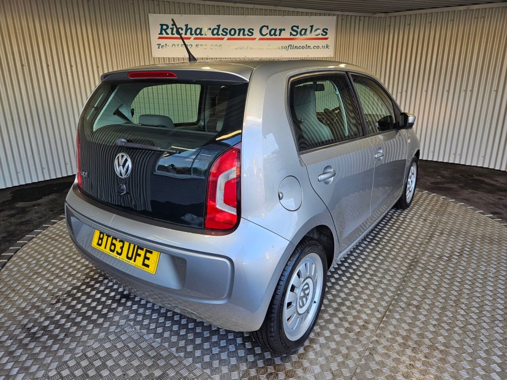 Used Volkswagen up! 2014 for sale - 77089289: Photo 3