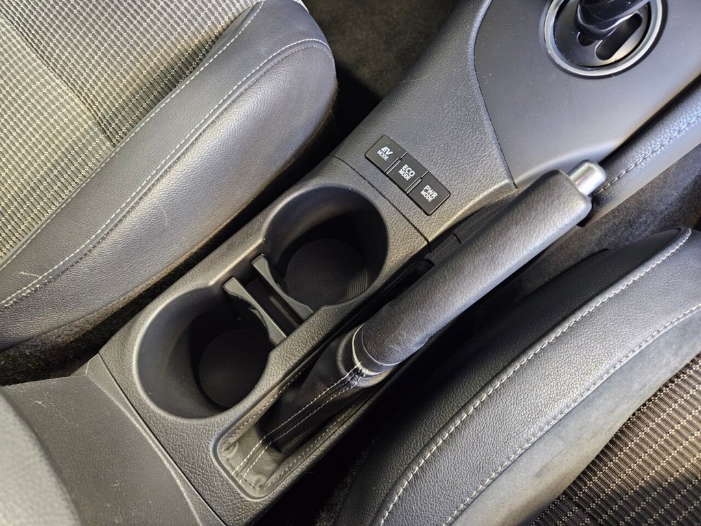 Used Toyota Auris 2016 for sale - 76686205: Photo 19