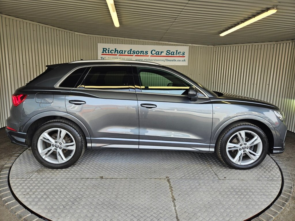 Used Audi Q3 2019 for sale - 77967481: Photo 2