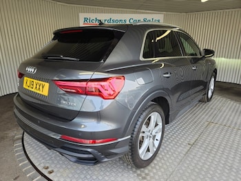 Used Audi Q3 2019 for sale - 77967481: Photo