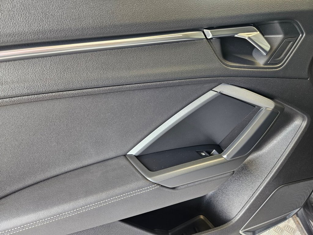 Used Audi Q3 2019 for sale - 77967481: Photo 44