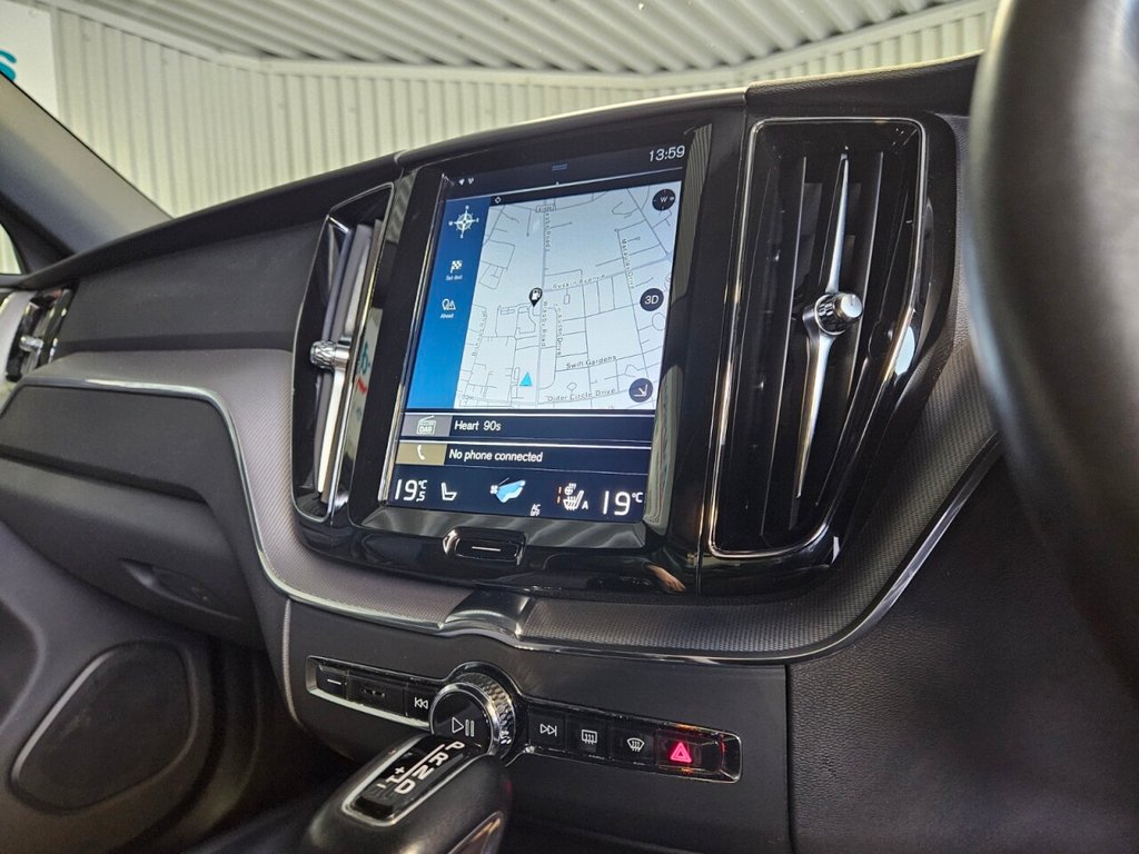 Used Volvo XC60 2020 for sale - 77227232: Photo 25