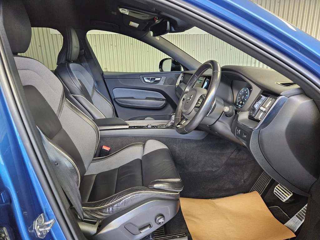 Used Volvo XC60 2020 for sale - 77227232: Photo 31