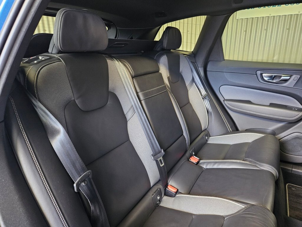 Used Volvo XC60 2020 for sale - 77227232: Photo 36