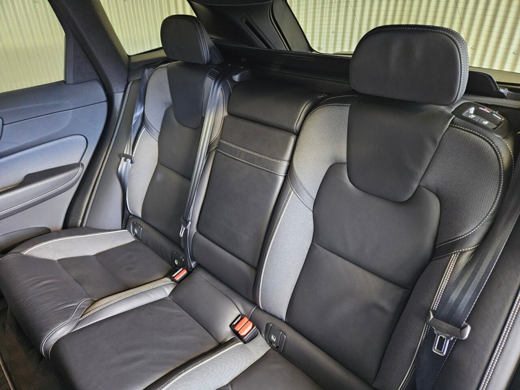 Used Volvo XC60 2020 for sale - 77227232: Photo 41