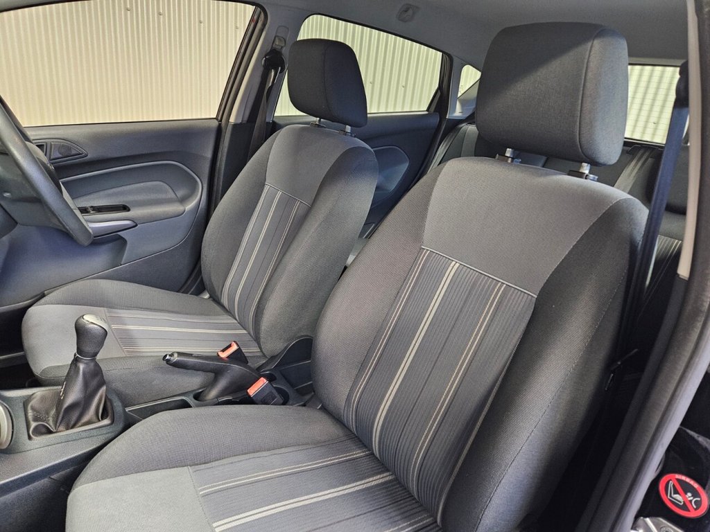 Used Ford Fiesta 2010 for sale - 77464146: Photo 21