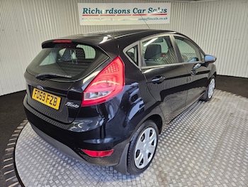 Used Ford Fiesta 2010 for sale - 77464146: Photo
