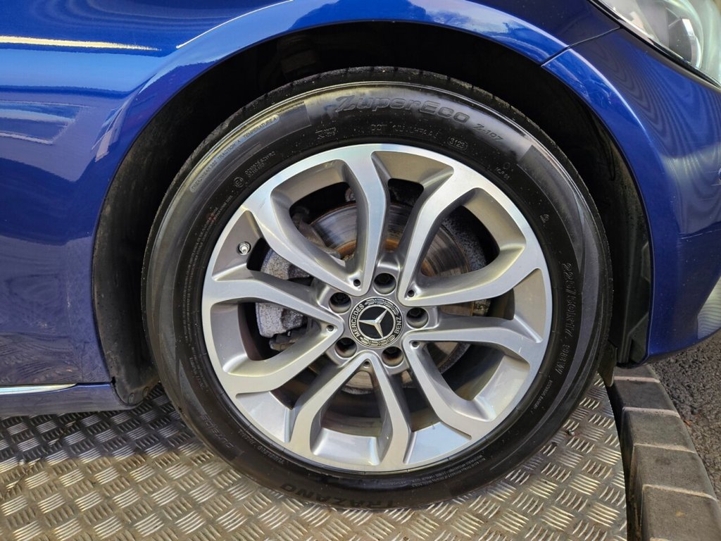 Used Mercedes-Benz C Class 2018 for sale - 76632430: Photo 12