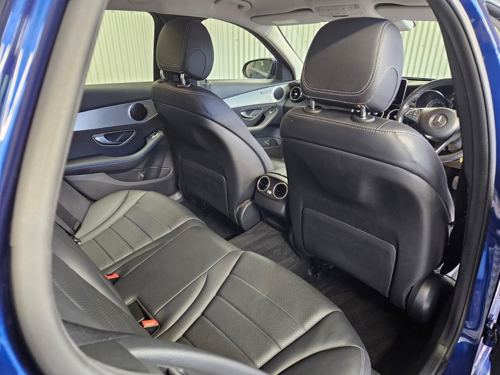 Used Mercedes-Benz C Class 2018 for sale - 76632430: Photo 30