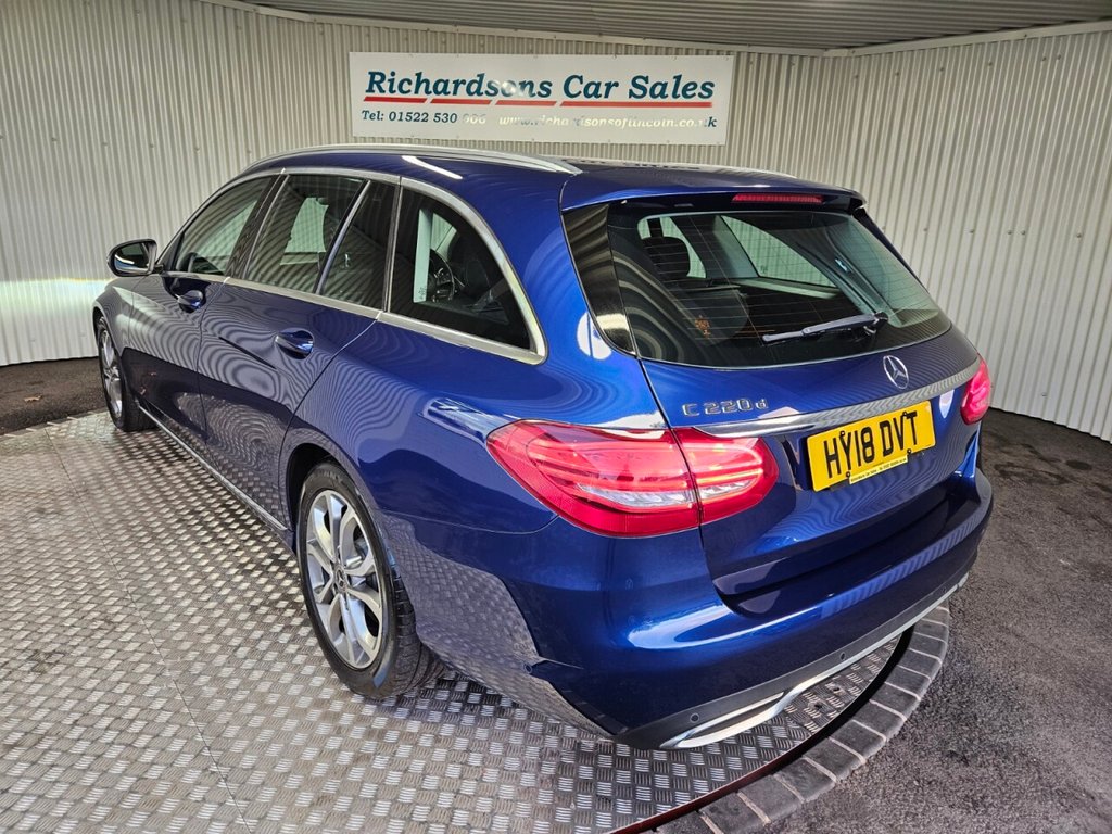 Used Mercedes-Benz C Class 2018 for sale - 76632430: Photo 7