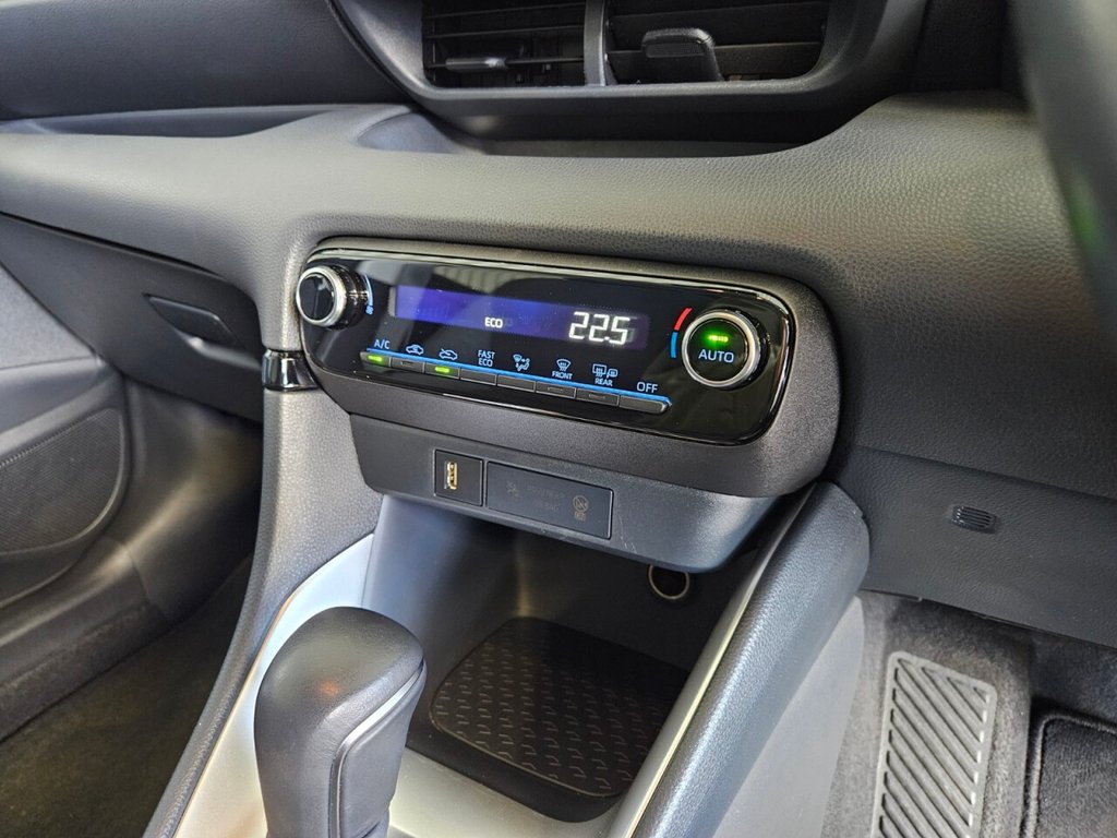 Used Toyota Yaris 2021 for sale - 78110689: Photo 19