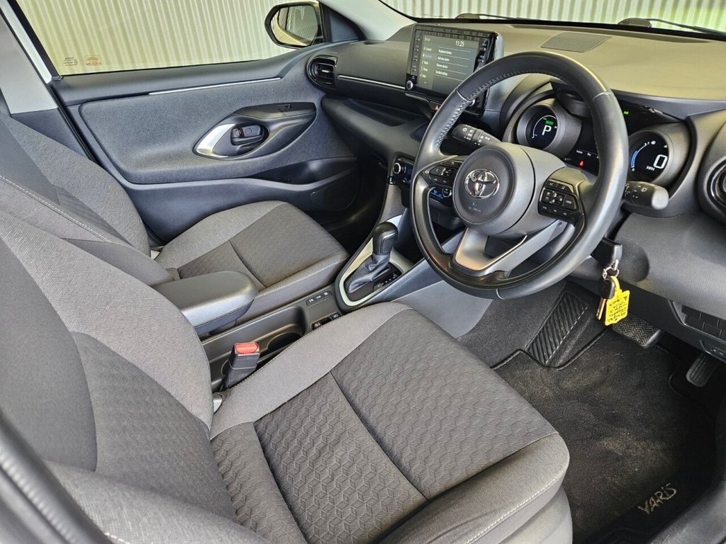 Used Toyota Yaris 2021 for sale - 78110689: Photo 24