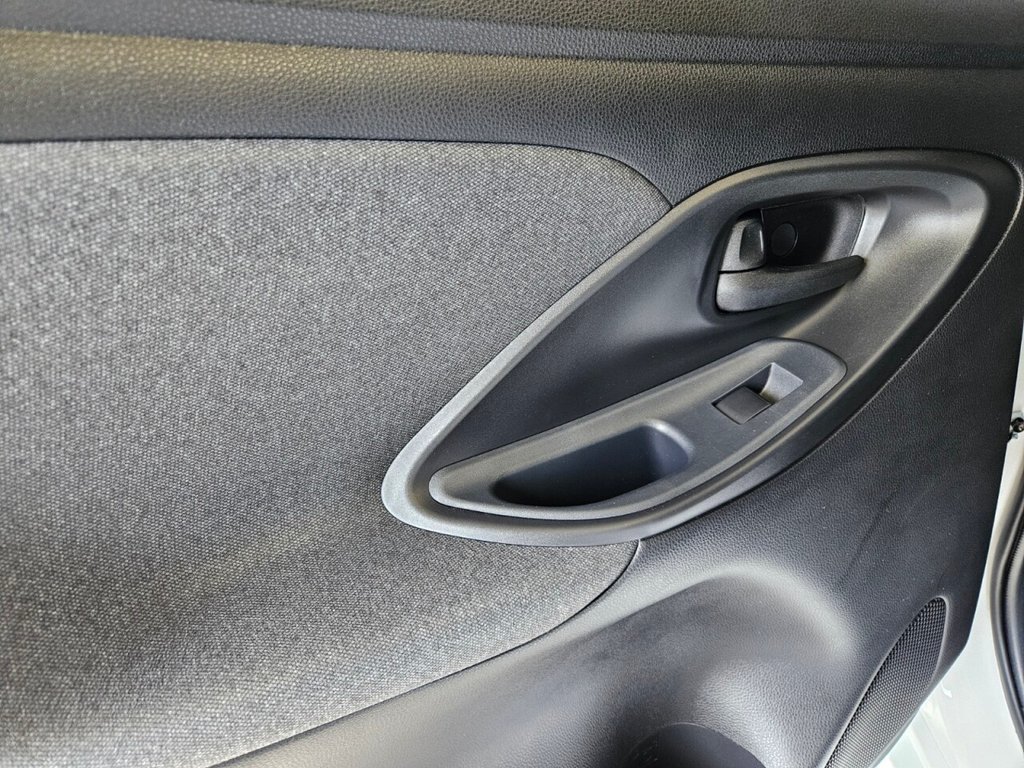 Used Toyota Yaris 2021 for sale - 78110689: Photo 35