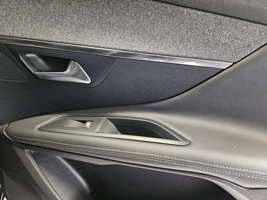 Used Peugeot 3008 2017 for sale - 77436695: Photo 32