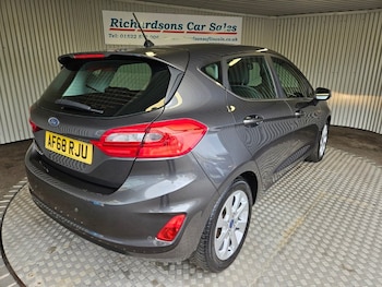 Used Ford Fiesta 2018 for sale - 78619348: Photo