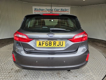 Used Ford Fiesta 2018 for sale - 78619348: Photo