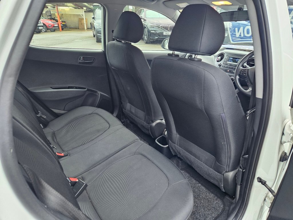 Used Hyundai i10 2017 for sale - 76510184: Photo 4