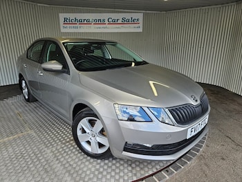 Used Skoda Octavia 2017 for sale - 79300445: Photo
