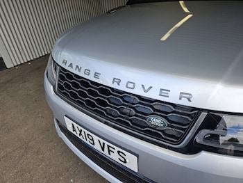 Used Land Rover Range Rover Sport 2019 for sale - 79462142: Photo
