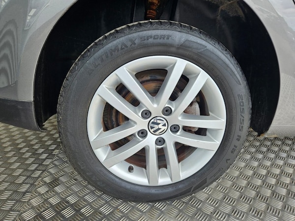 Used Volkswagen Touran 2009 for sale - 75307194: Photo 10