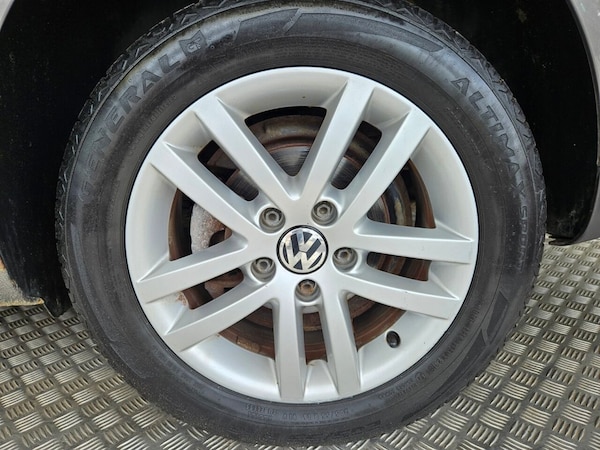 Used Volkswagen Touran 2009 for sale - 75307194: Photo 12