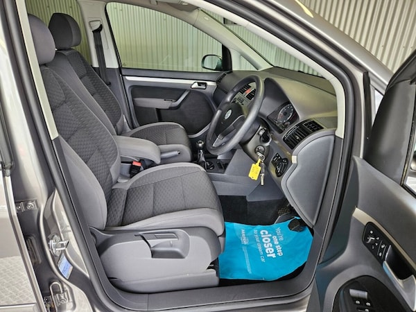Used Volkswagen Touran 2009 for sale - 75307194: Photo 16